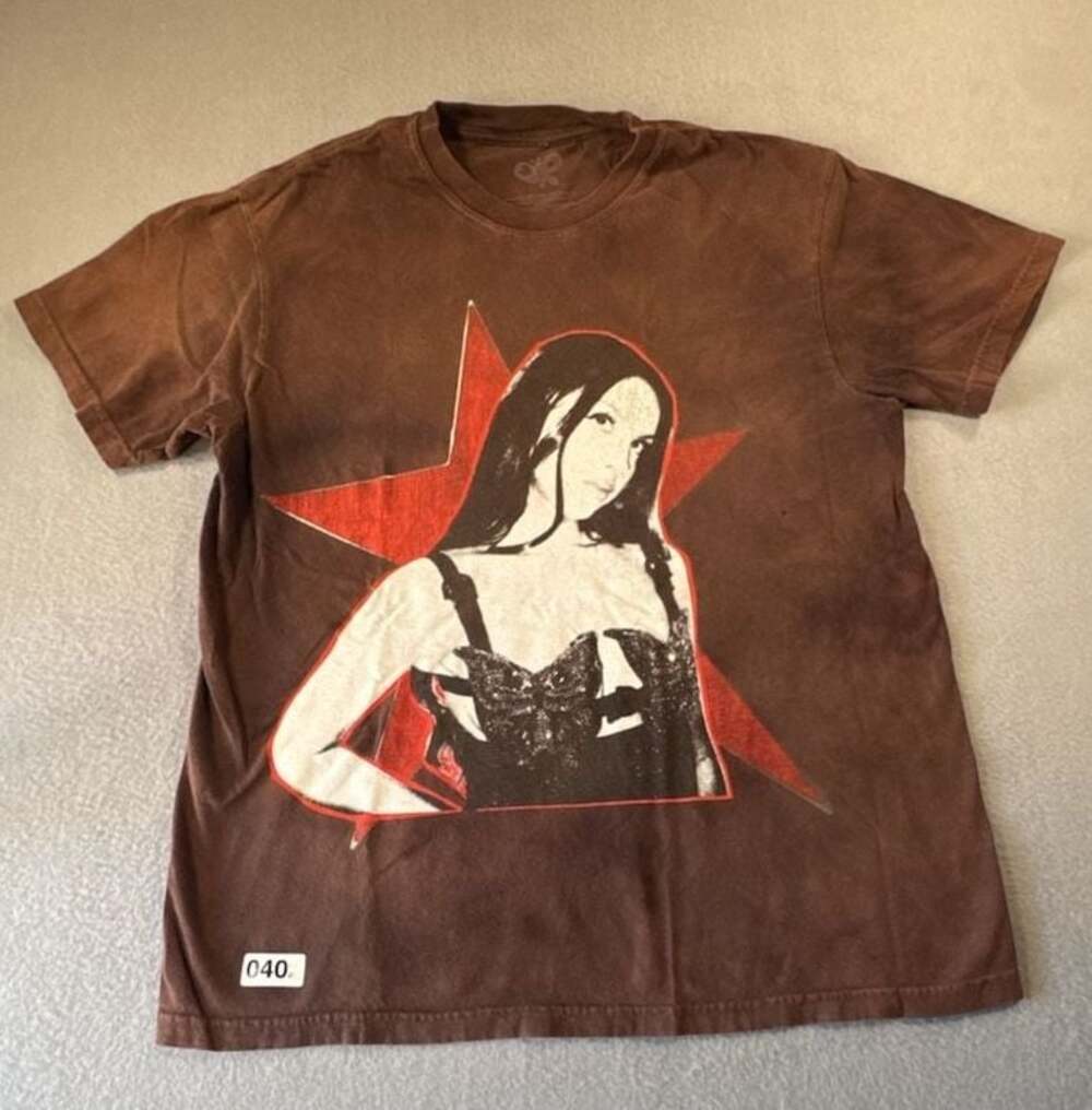 Olivia Rodrigo Guts Tour Los Angeles Pop Up Store Exclusive Brown T-Shirt Size L